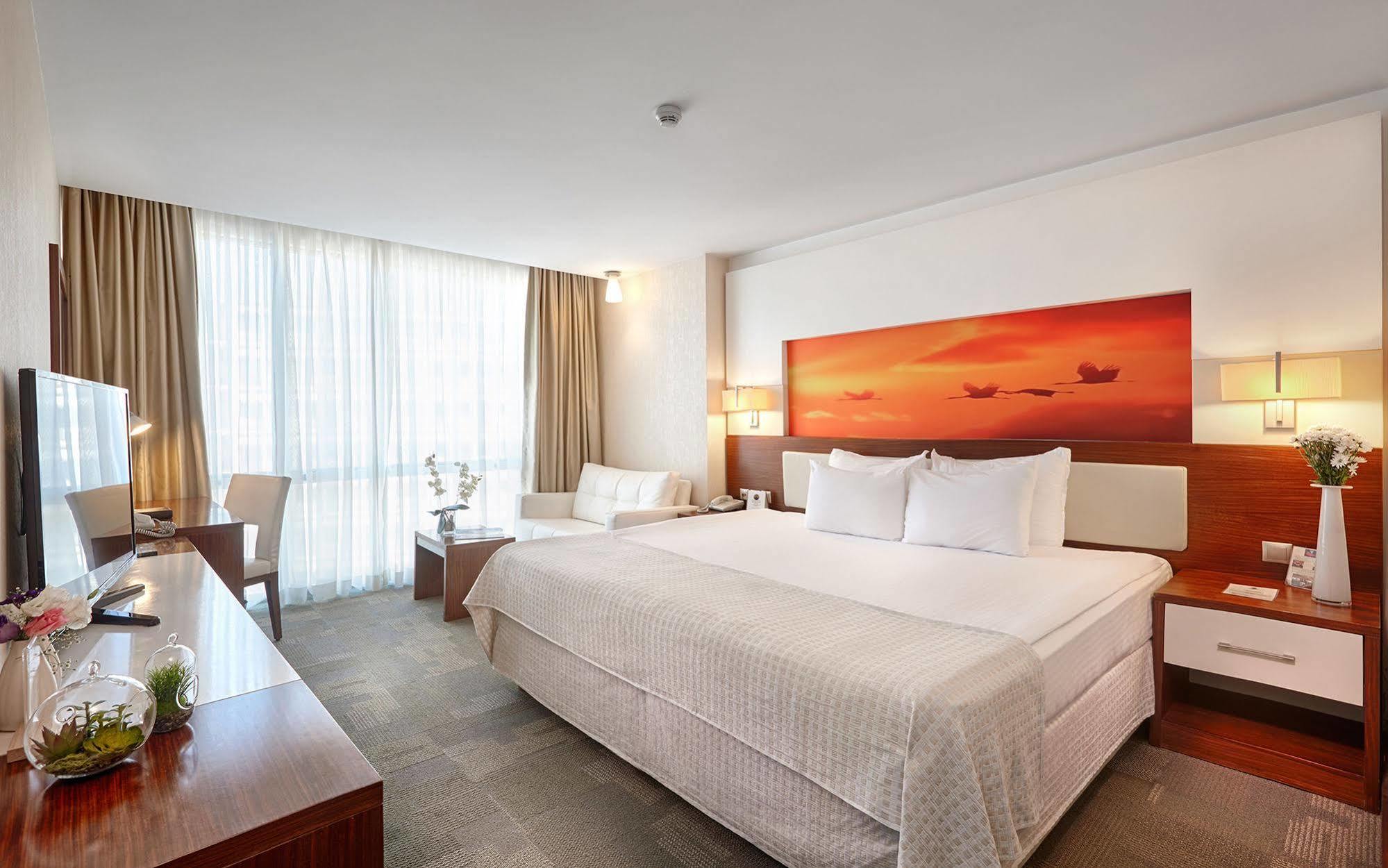 Kordon Hotel Pasaport Izmir Bagian luar foto