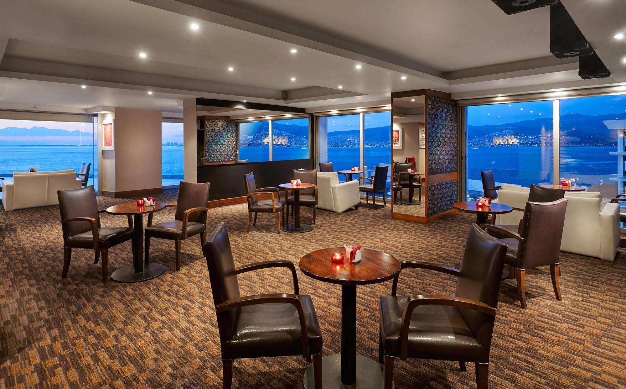 Kordon Hotel Pasaport Izmir Bagian luar foto