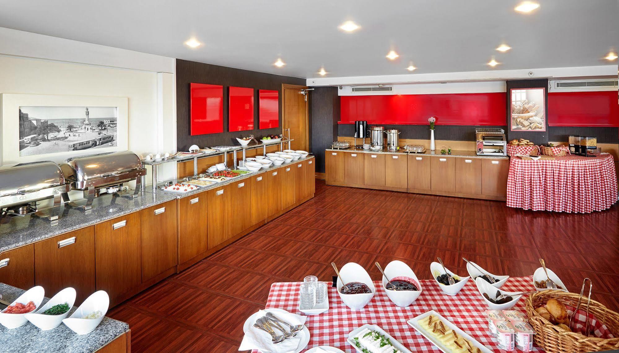 Kordon Hotel Pasaport Izmir Bagian luar foto